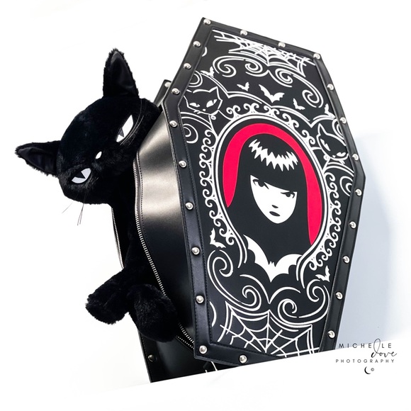 Emily The Strange Eternal Solitude Coffin Weekender - Picture 2 of 7